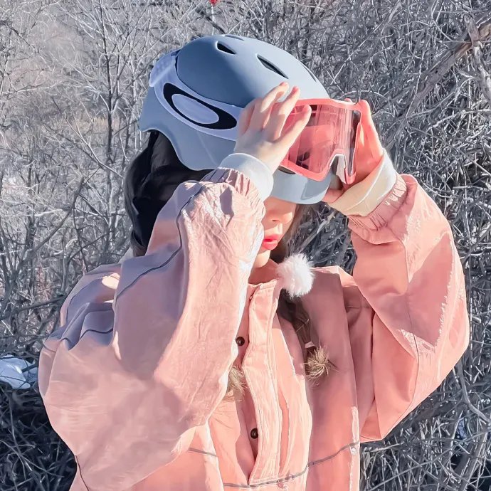 假扮情侣我竟是他的朱砂痣